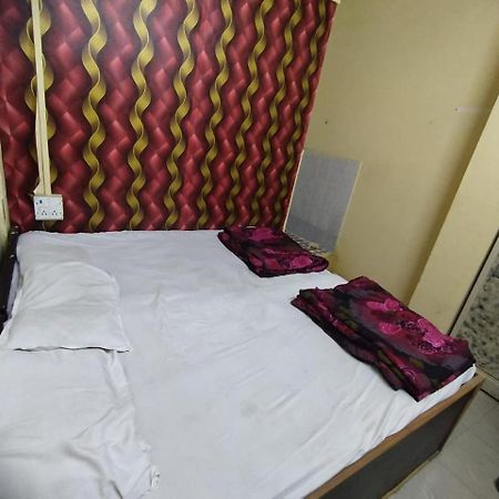 Hotel Avantika Ujjain Extérieur photo