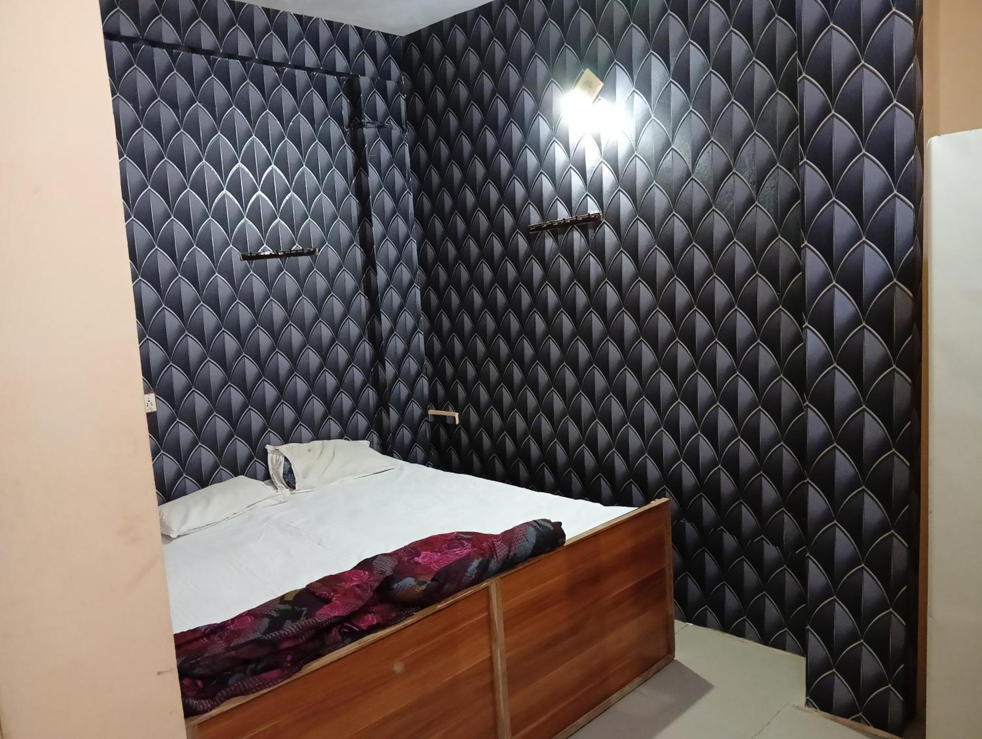 Hotel Avantika Ujjain Extérieur photo
