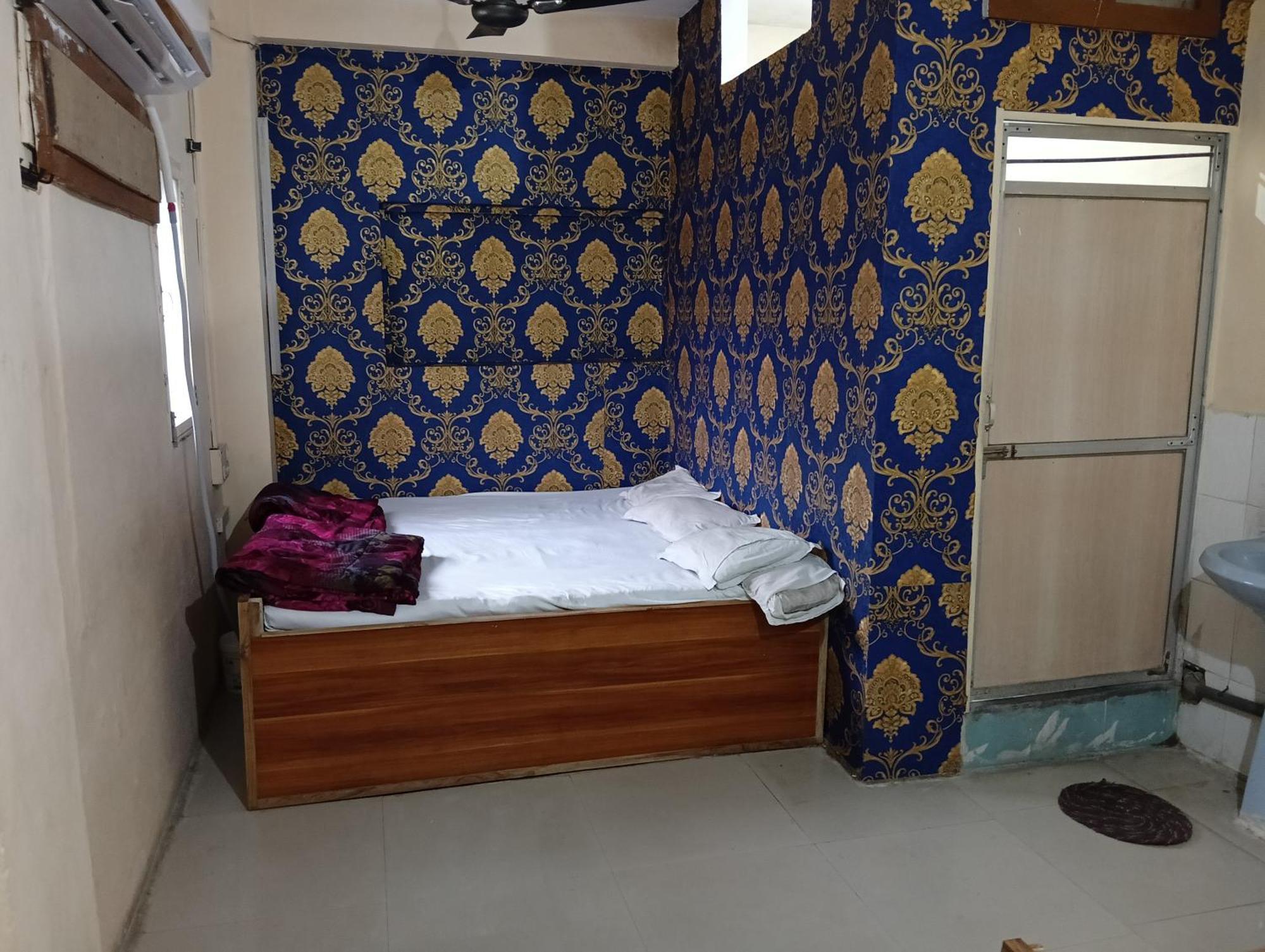 Hotel Avantika Ujjain Extérieur photo